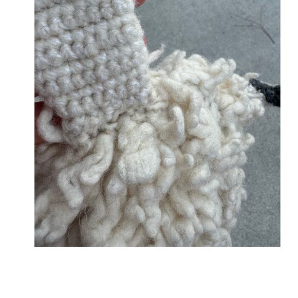 Alpaca hat, Kids size 4-8, stretchy & Flexible sizing, Wool Blend - Picture 4 of 4